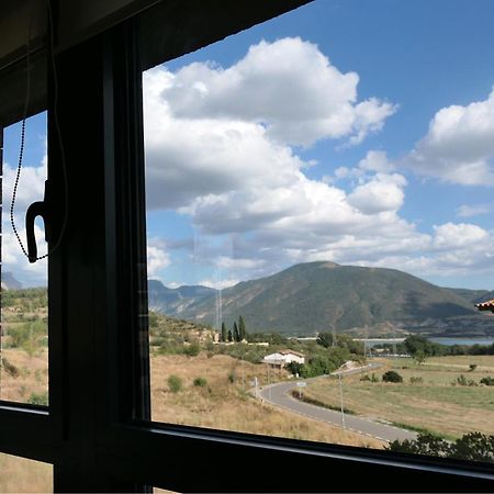 Apartament Anna A Salas Salas de Pallas Bagian luar foto